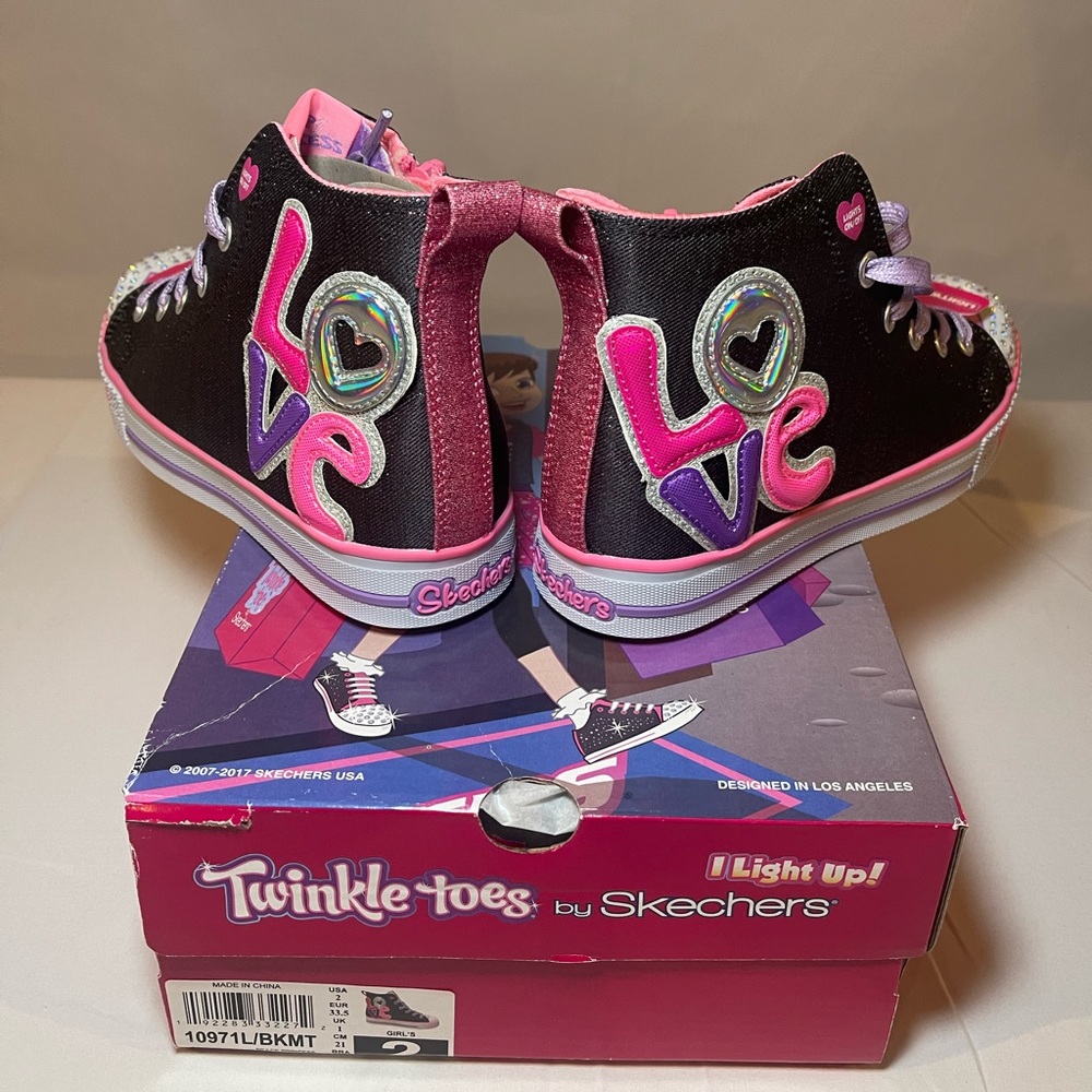 Girl's Sketchers Twinkle Toe Light-Ups- Peace Princess Size 2 NWT Hi-Tops